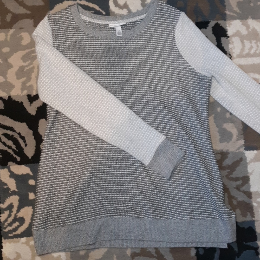 Maternity sweater
